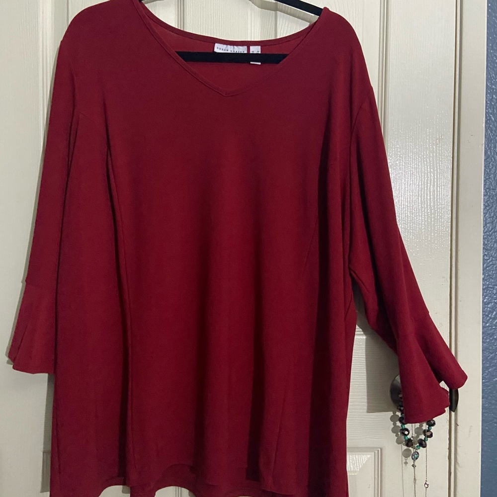 Red VNeck L/S Top